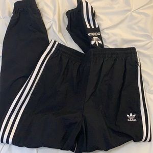 Adidas windbreaker joggers